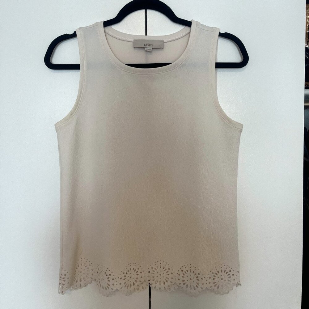 Ann Taylor Loft | Scalloped Hem Blouse | Sz Small